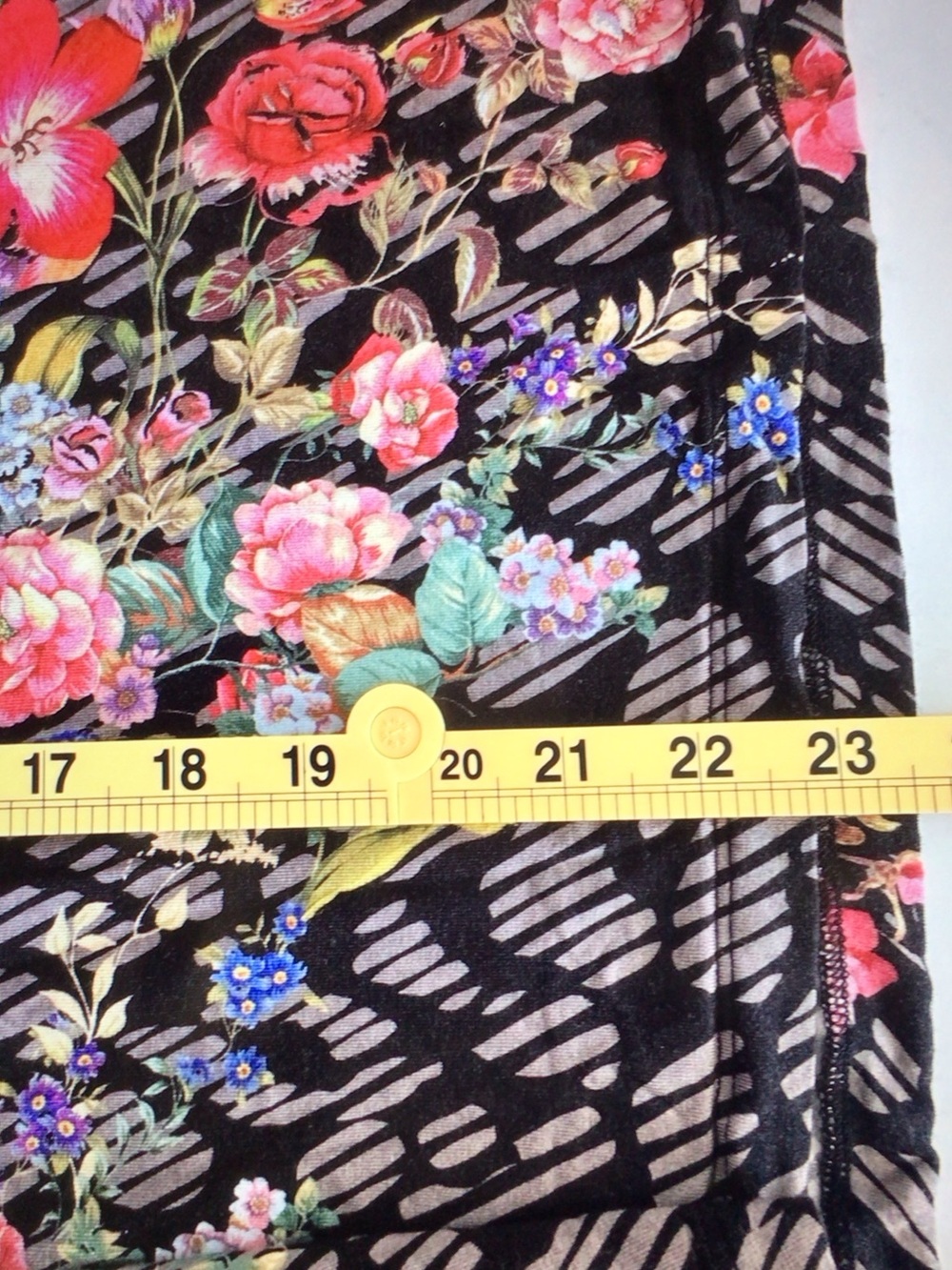 Johnny Was Multicolor Floral V-Neck Long Sleeve Top - Picture 10 of 10